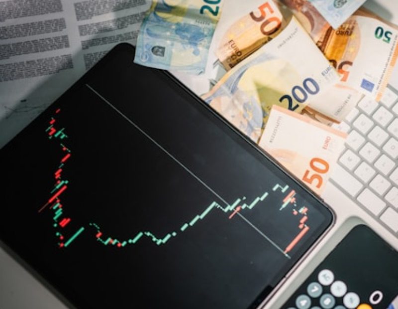 پراپ تریدینگ یا حساب بروکر؟ بهترین مسیر فارکس (2026)